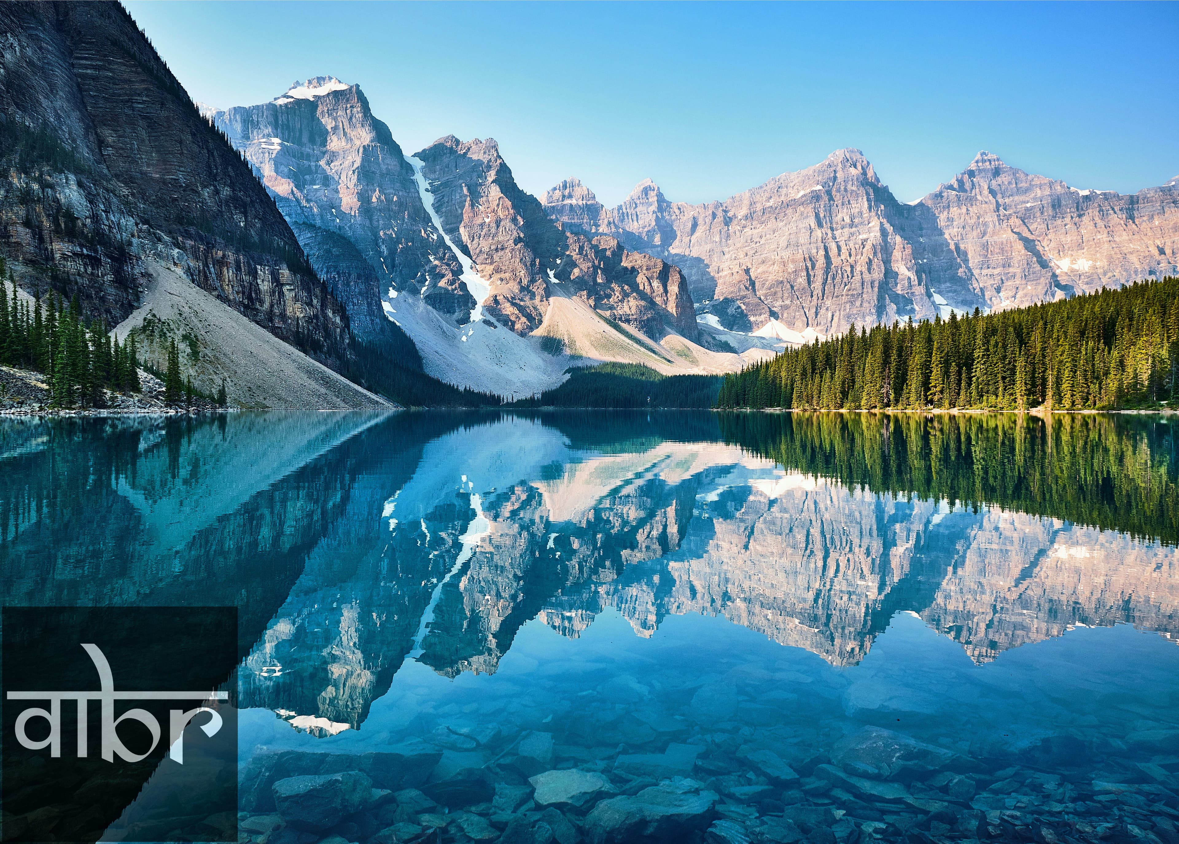 Banff National Park Travel Guide: Lakes, Hikes, and Timing Your Visit