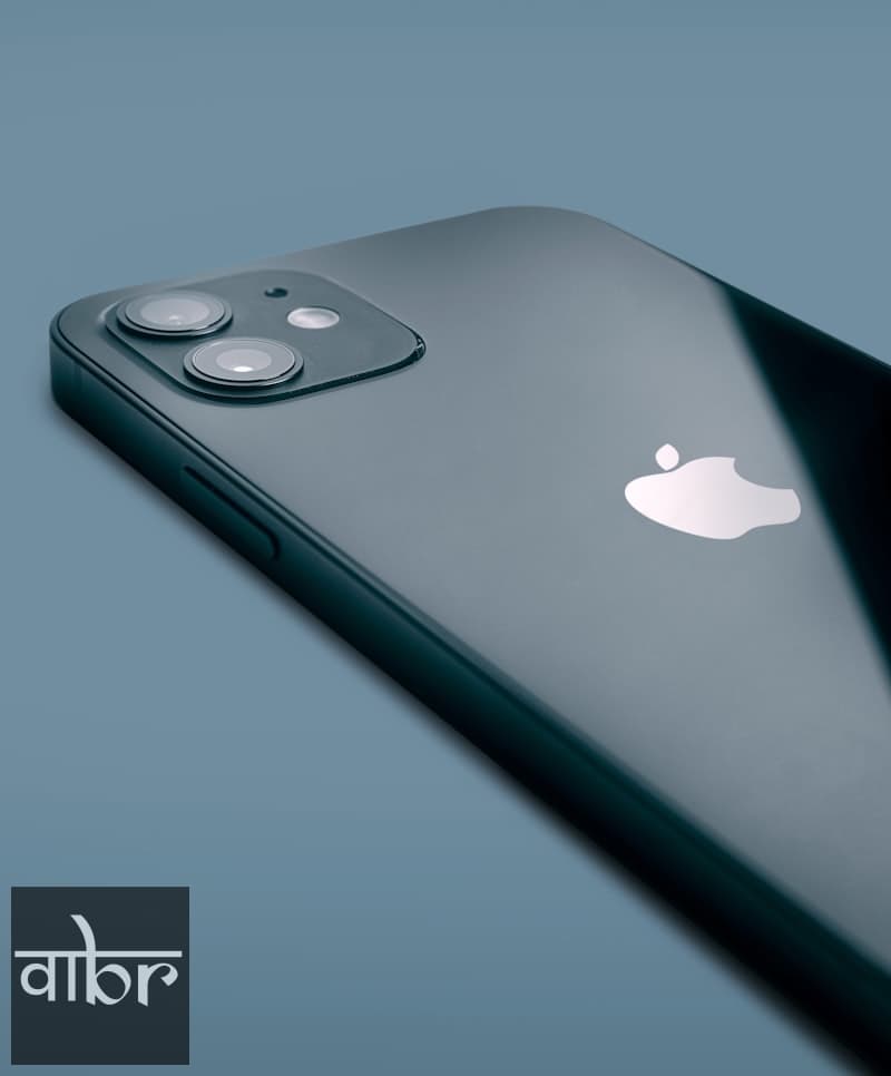 Apple Unveils iPhone Duo: Premium Pricing and Specifications